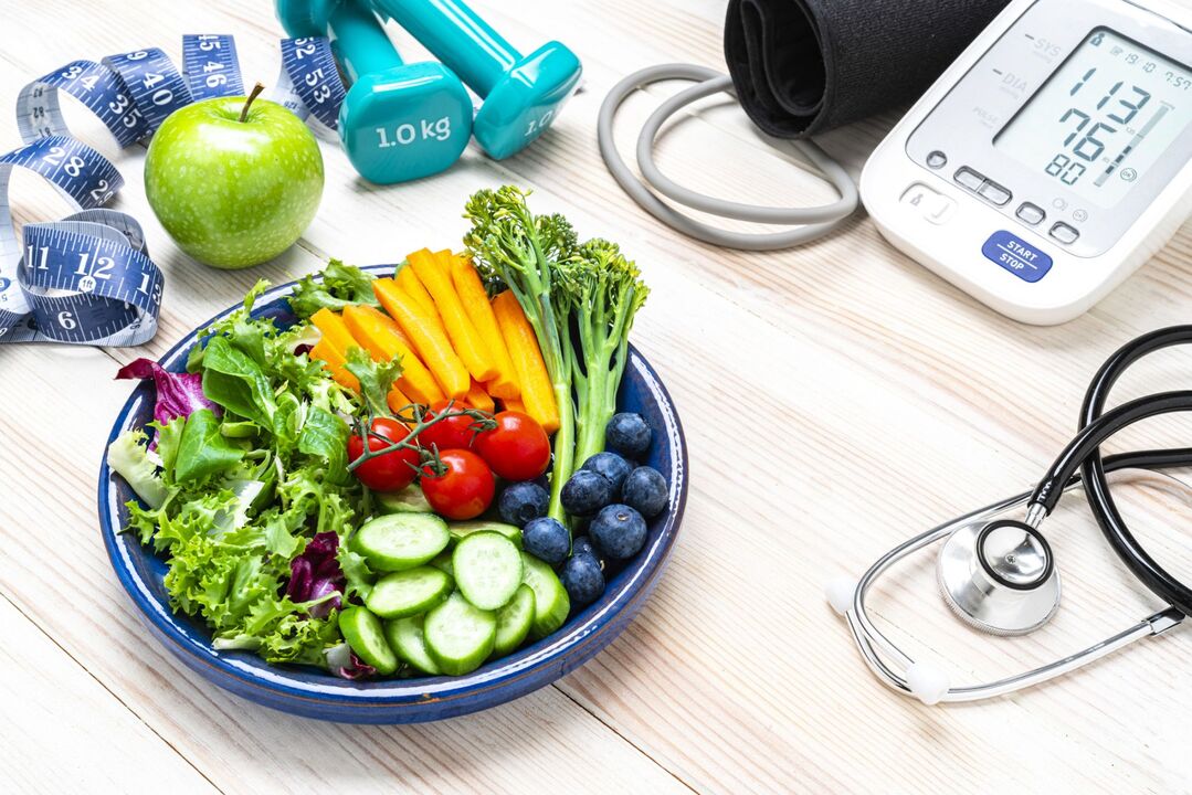 A nutrición racional saudable axudará a evitar o desenvolvemento da hipertensión